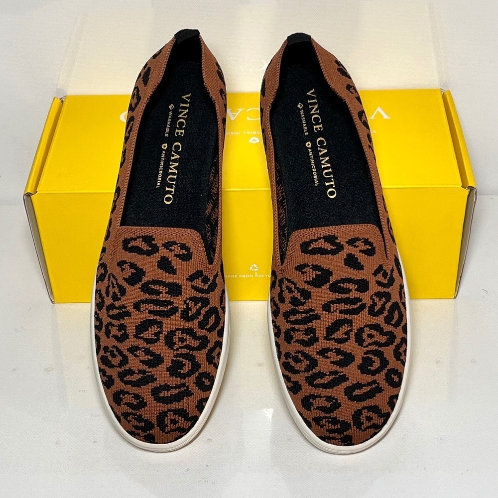 Vince Camuto Cabreli Washable Flat Slip-On - Picture 5 of 7